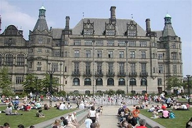 低GPA获得英国谢菲尔德、利兹、莱斯特和卡尔迪夫等大学人力资源管理录取